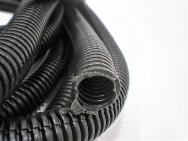 erik-corrugated-dfgm--scaled