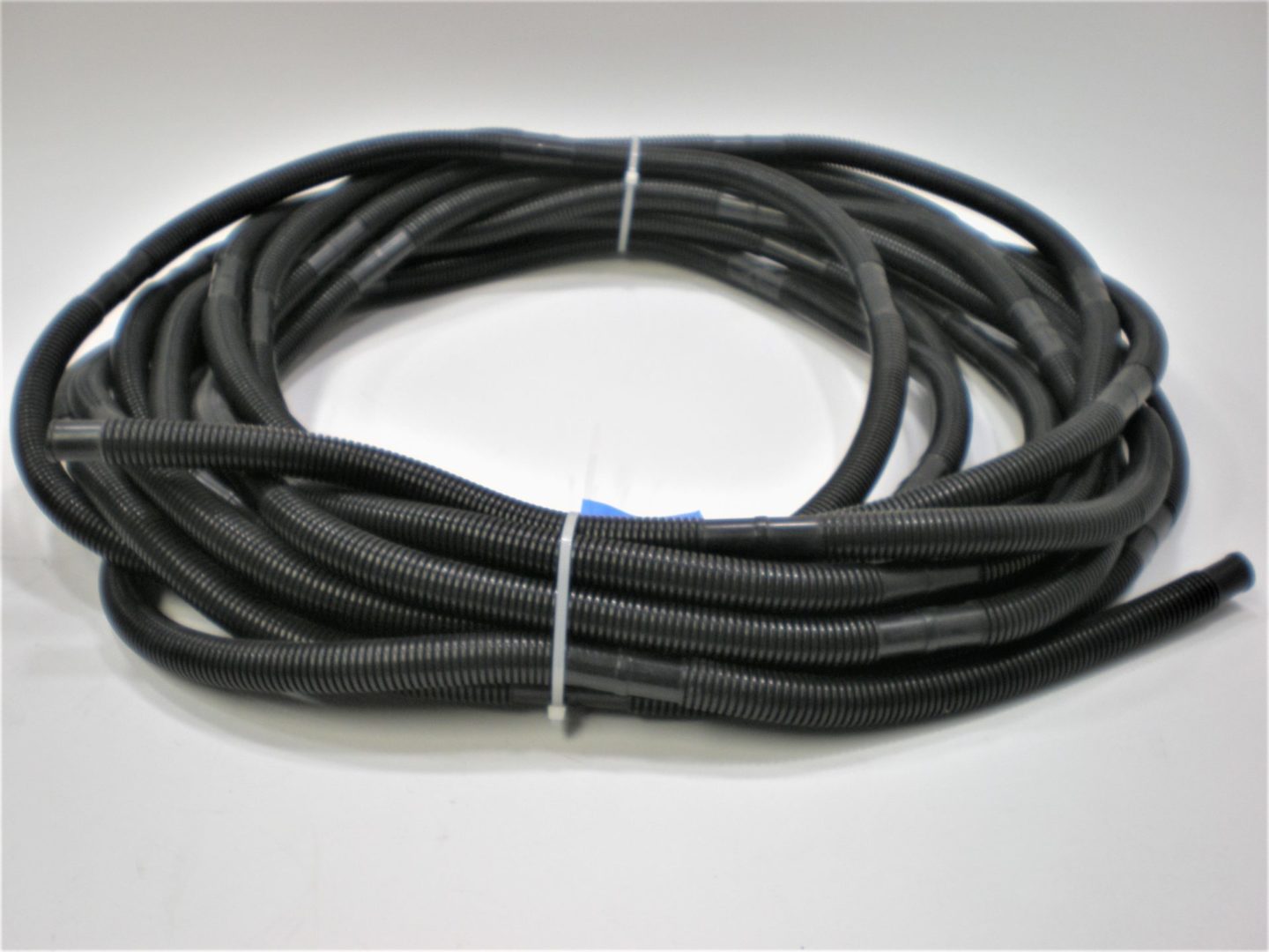 erik-corrugated-ghjknm-1-15-scaled