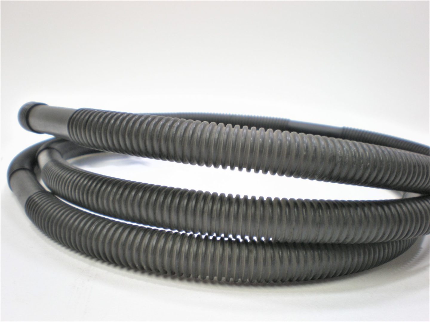 erik-corrugated-hjklnm-1-3-scaled