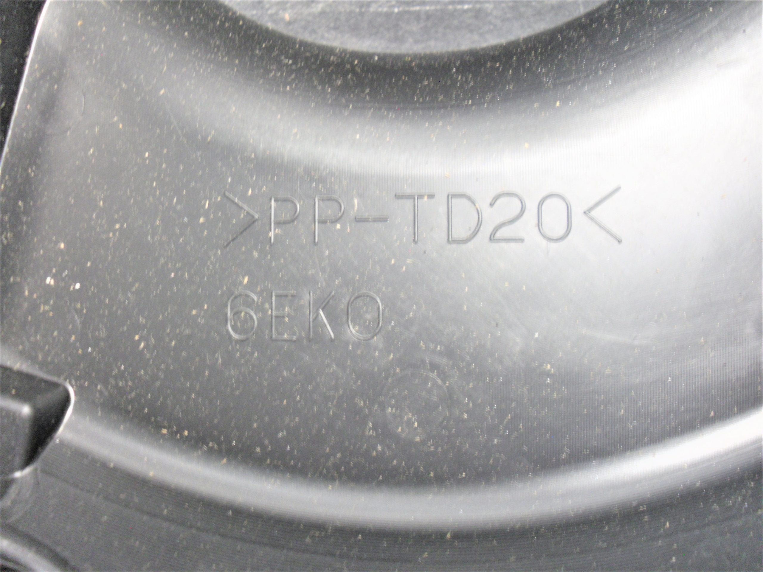 big-joe-yamaha-ek-paiknjbvidaf-bhogijnjbie-uohbnasufbonafub-1-8-scaled