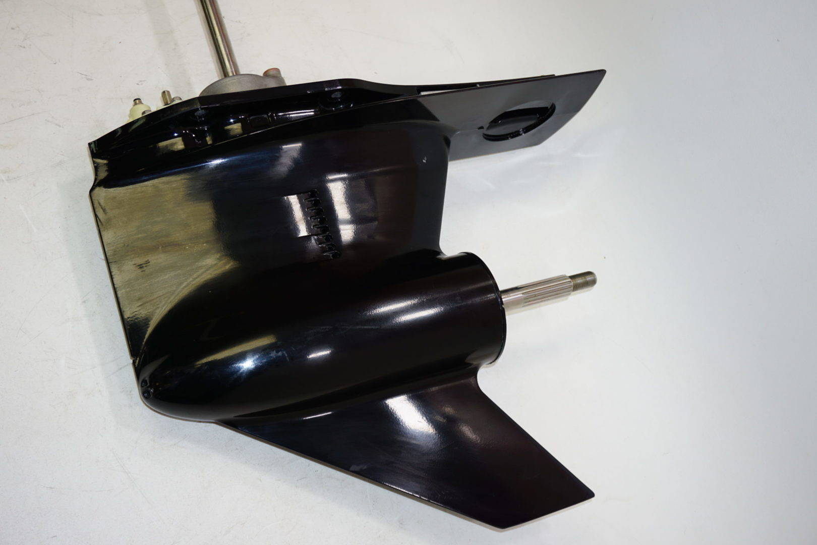 Mercury Verado 200300hp 20" 6CYL 1.751 Counter Rotation Lower Unit