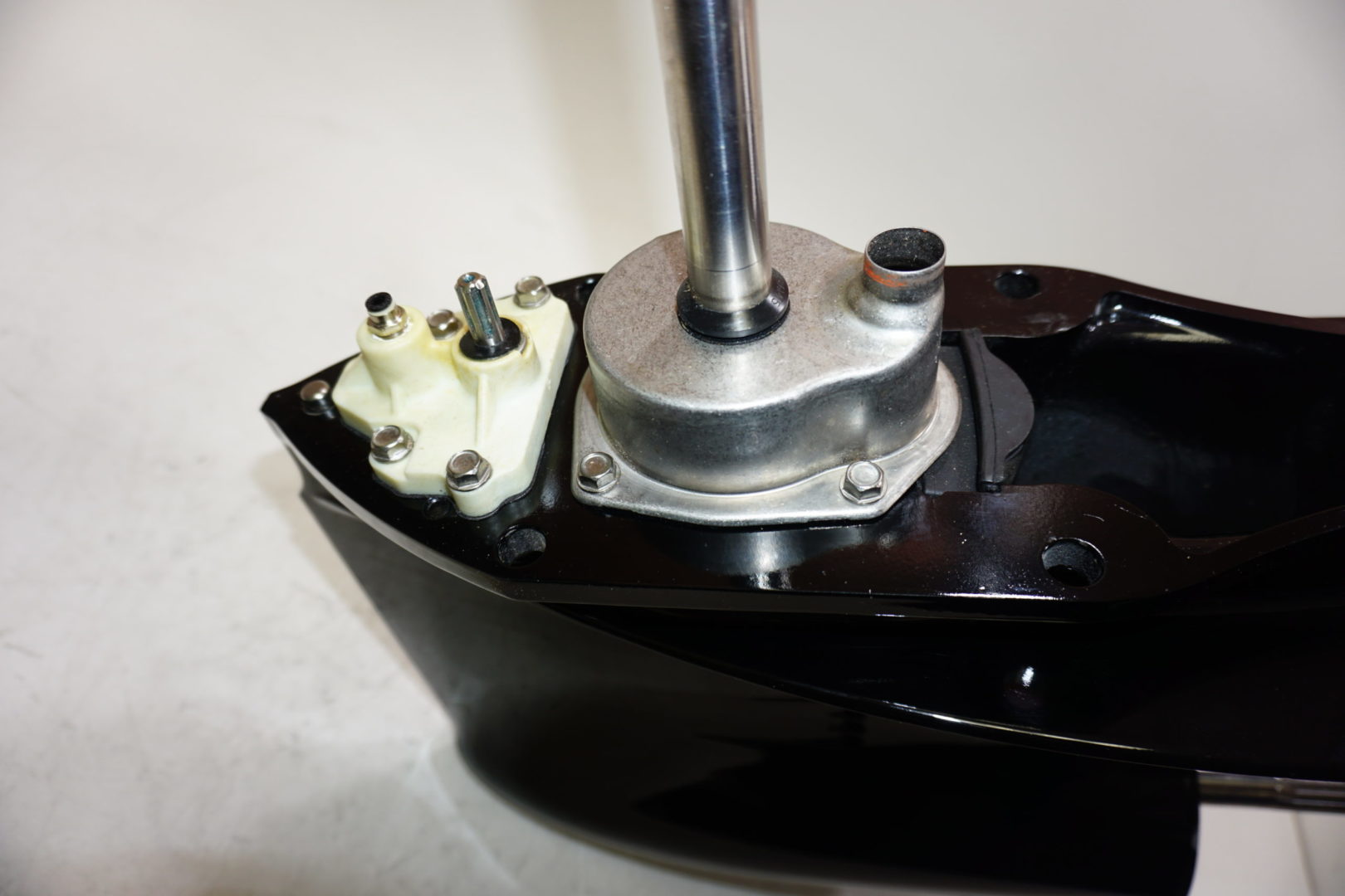 mercury-verado-200-300hp-20-6-cyl-1-751-standard-rotation-lower-unit-gearcase-_md_10-6-20-eorigjepiogjwepogjiwepojiweproigjeprip-8-