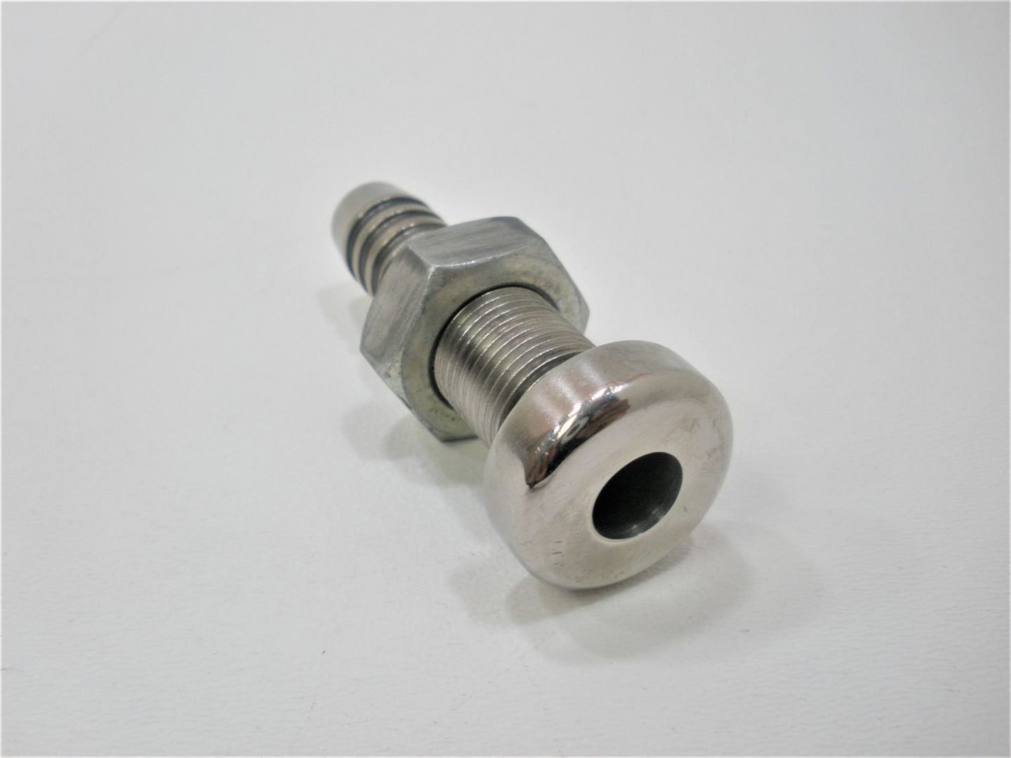 mickel-dhanoolal-stainless-steel-thru-hull-cc-scaled
