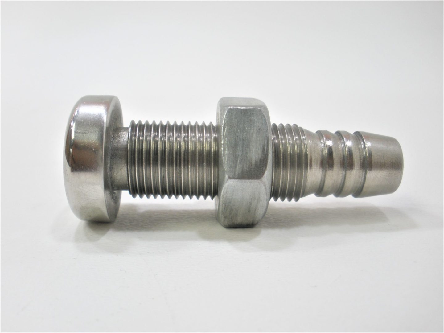 mickel-dhanoolal-stainless-steel-thru-hull-cweffpkl-scaled