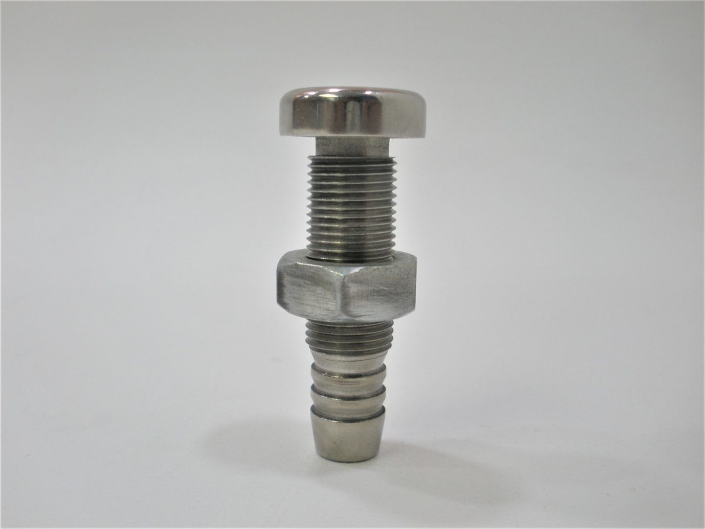 mickel-dhanoolal-stainless-steel-thru-hull-weofkwpk-scaled