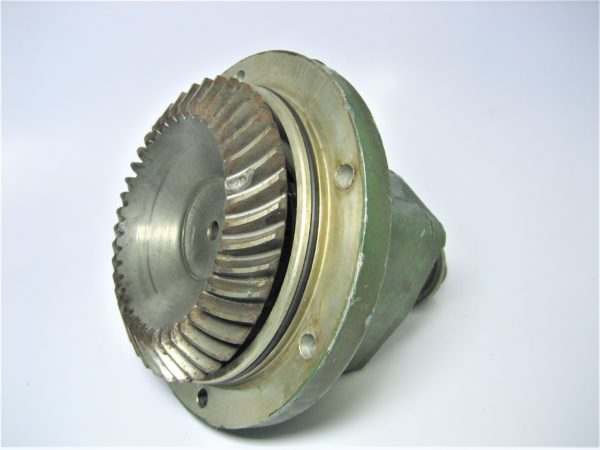 erik-bearing-housing-volvo-dfghjsdfvbnd-1-16-scaled