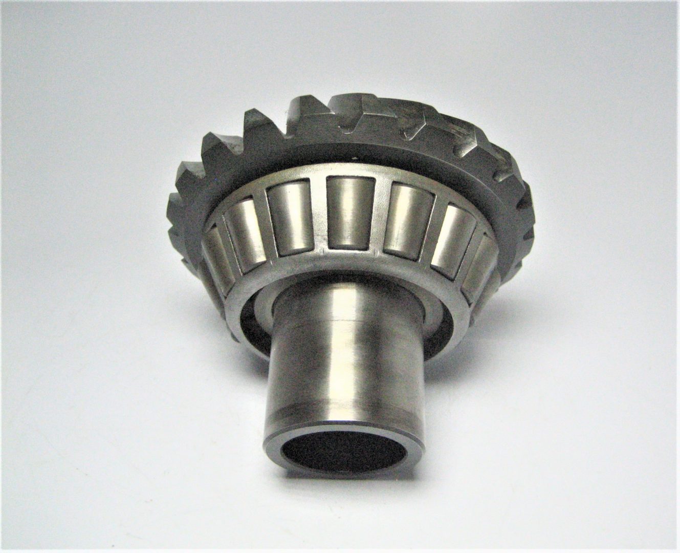 erik-gear-iuytlkjnbvc-1-6
