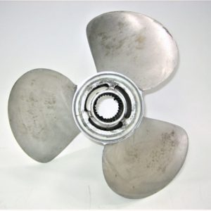 erik-volvo-prop-asdfghcvbndfg-1-2-scaled