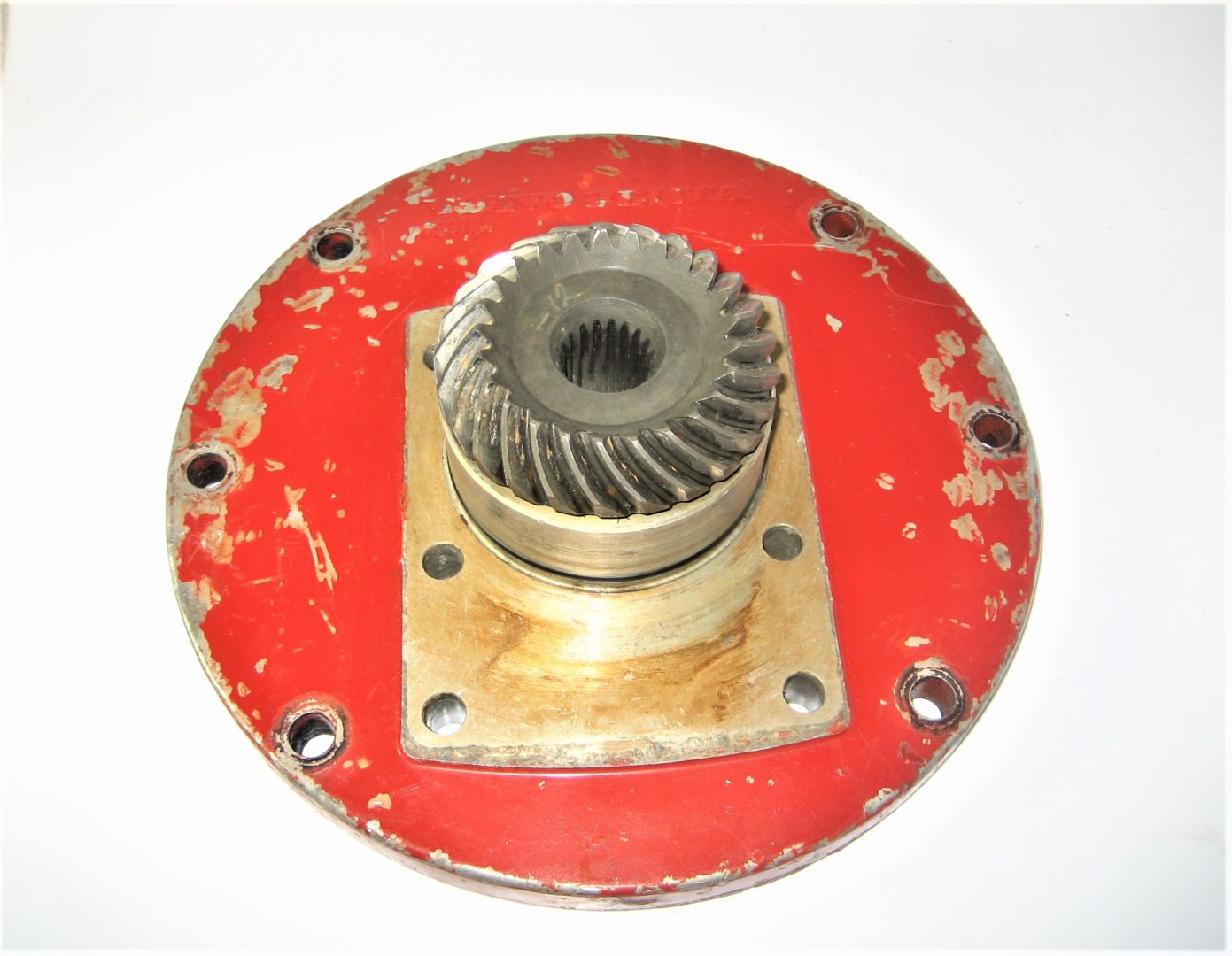 erik-volvo-red-bearing-housing-fghjdfghjsdf-1-2