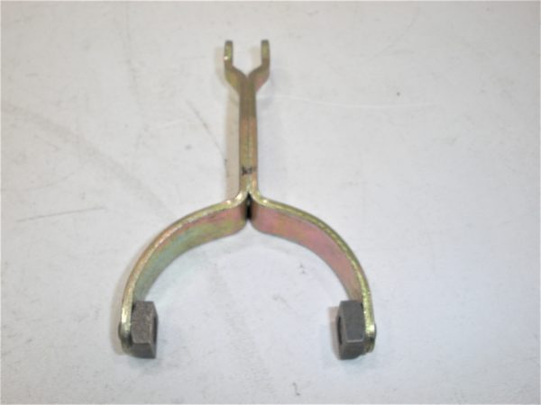 mickel-dhanoolal-lever-aslkfjskfjaslkfjsalkfjaskljdflskadfjls-1-4-scaled