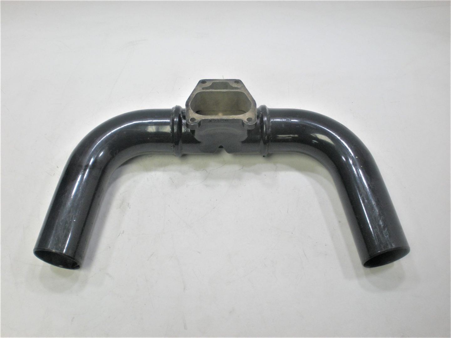 mickel-dhanoolal-volvo-penta-exhaust-y-pipe-no-number-lkjasdfuqwermidcfkwleliquwerhfgiou-1-7-scaled