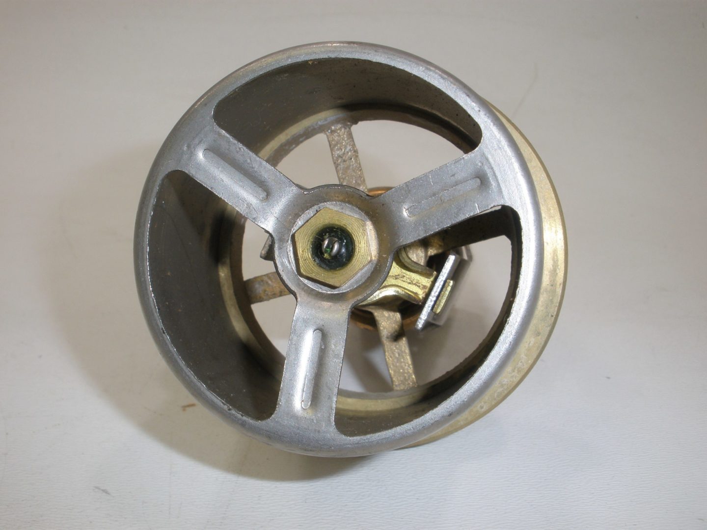 detroit-diesel-thermostat-05102112-_md_-9-9-20-oierjfpwioerfjperiojmvnm-vnmxcvn-6-
