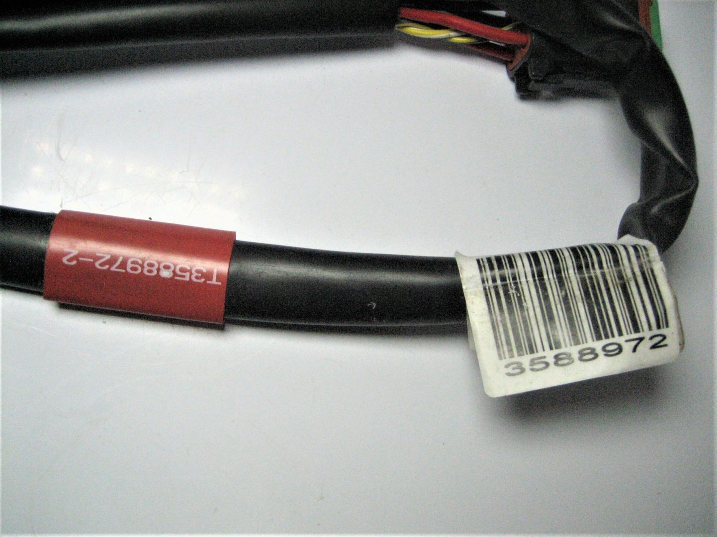 Volvo Penta 3588972 T-Style Marine Boat Engine Tilt Trim