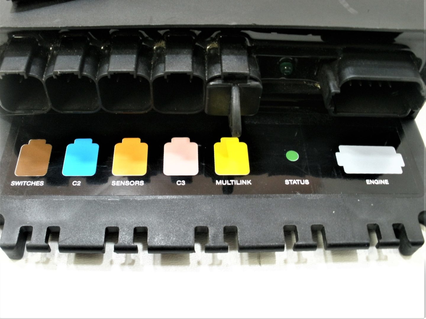 volvo-penta-hiu-engine-control-3841726-_md_-9-22-20-geiorjgpeoigjpeiogjwpeiogjpeojipoeij-3-