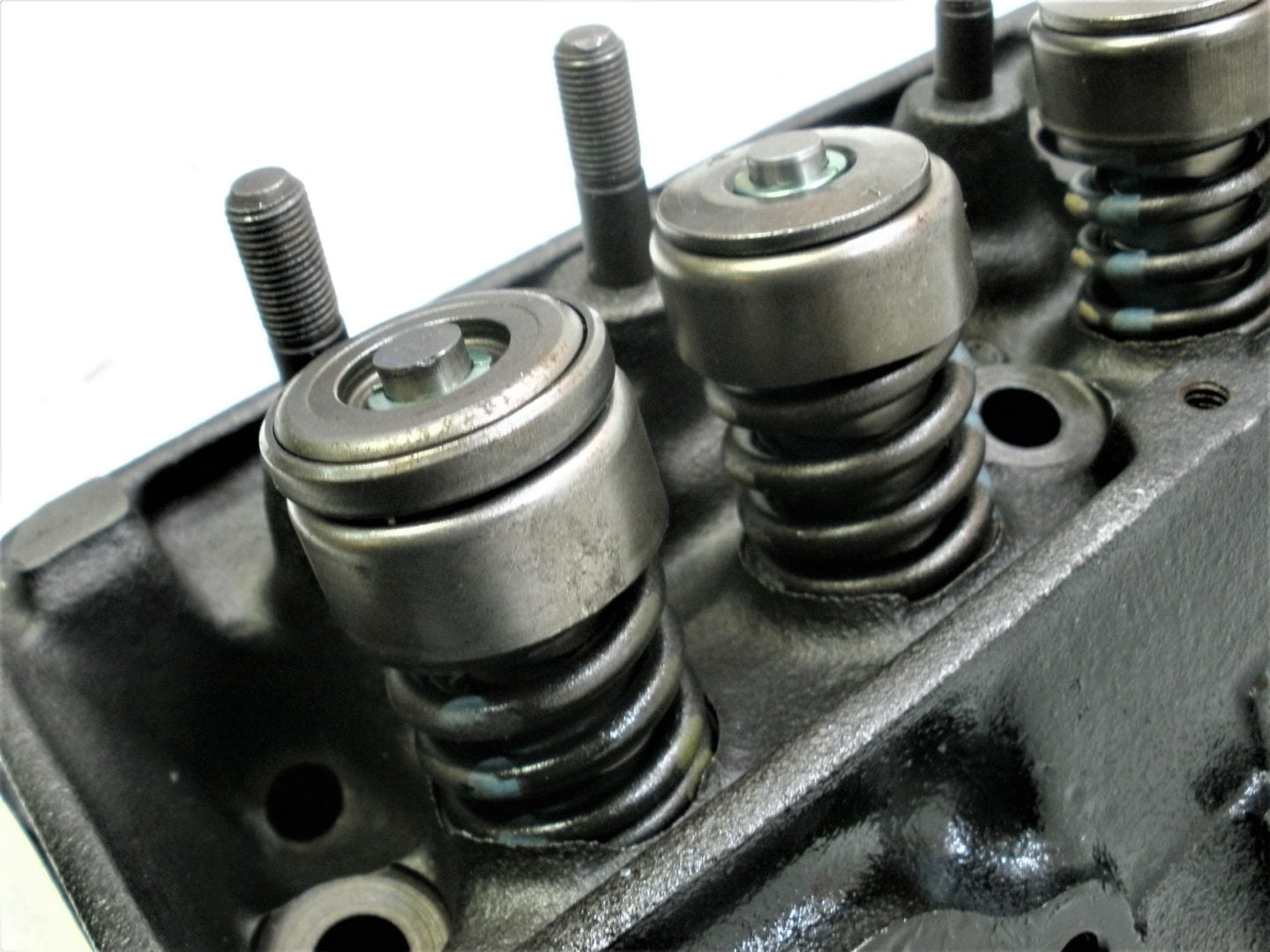 cylinder-head-378450-_md__-10-2-20-oerigjoperigjperiogjpoerigjioerjgoierjpgerijgoerigjgjio-12-
