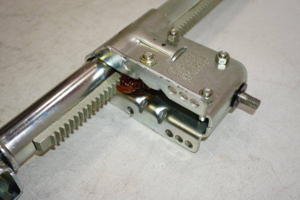 fulton-rack-and-pinion-trailer-jack-tj650-_md_-10-21-20-opreigjpwerjiggogpoerigjpwerigjpoeirgjperigjperijgpeorij-9-