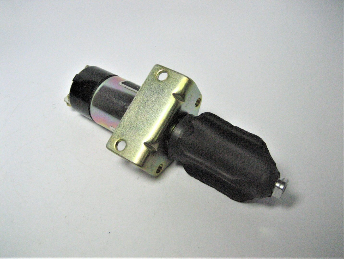 Mase 30889 IS 3.8 - 4.5 Series Marine Generator Engine Stop