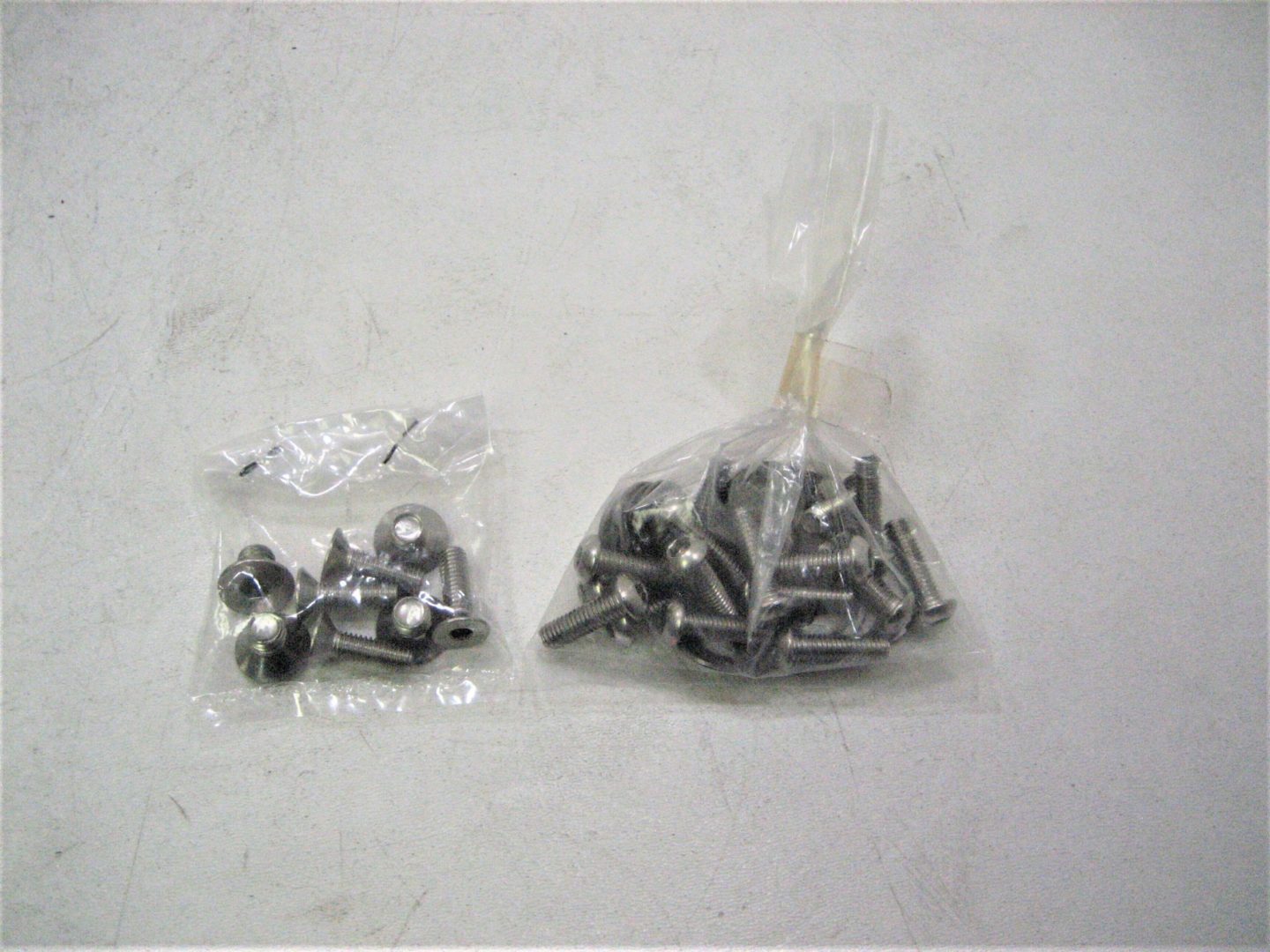 tavolo-prua-d1732680dx_eh_1082020-12-