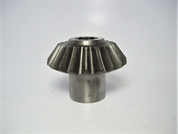 volvo-gear-set-832536_eh_10292020-10-