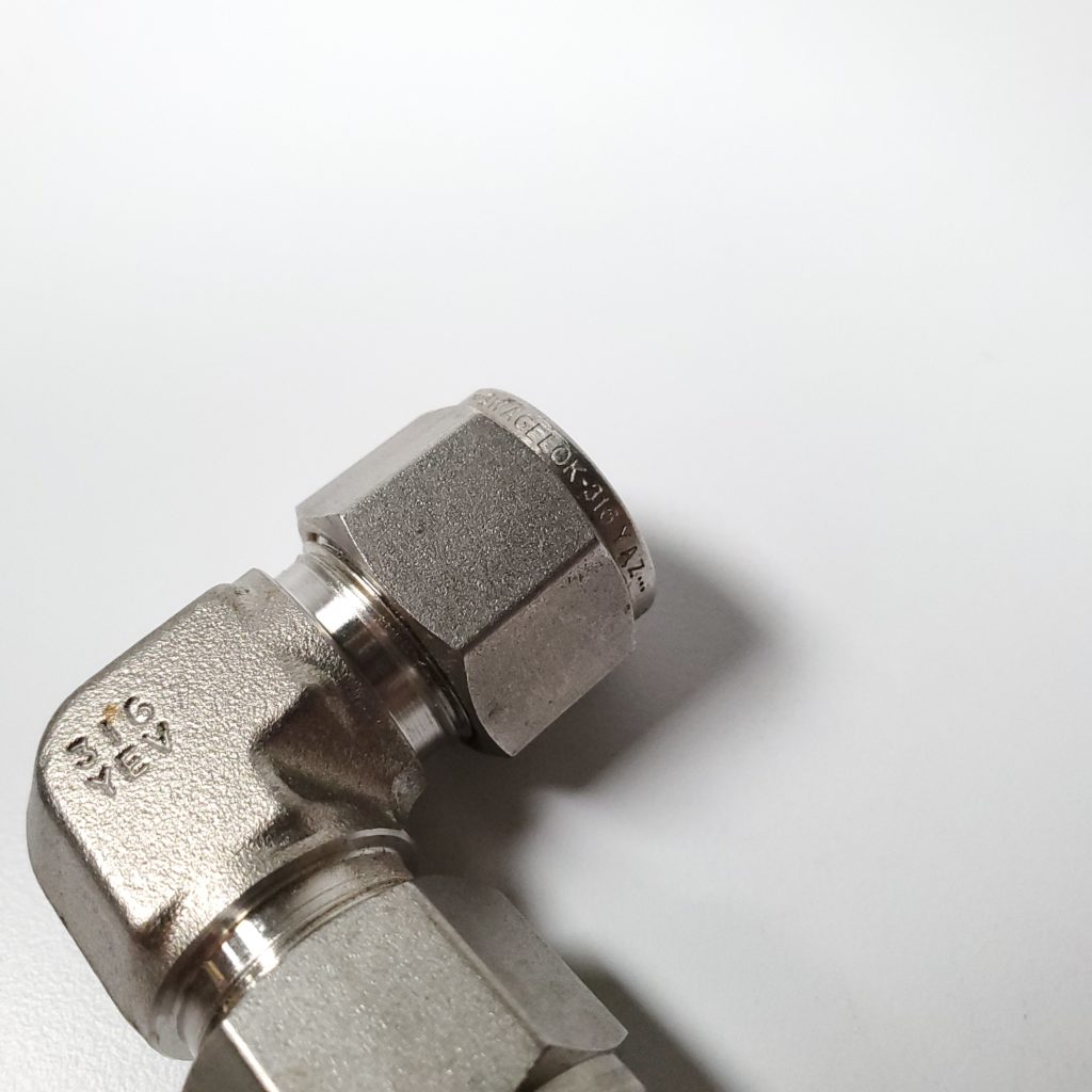 Swagelok 3/8" x 3/8" Tube 90 Degree 316 Stainless Steel Elbow Max