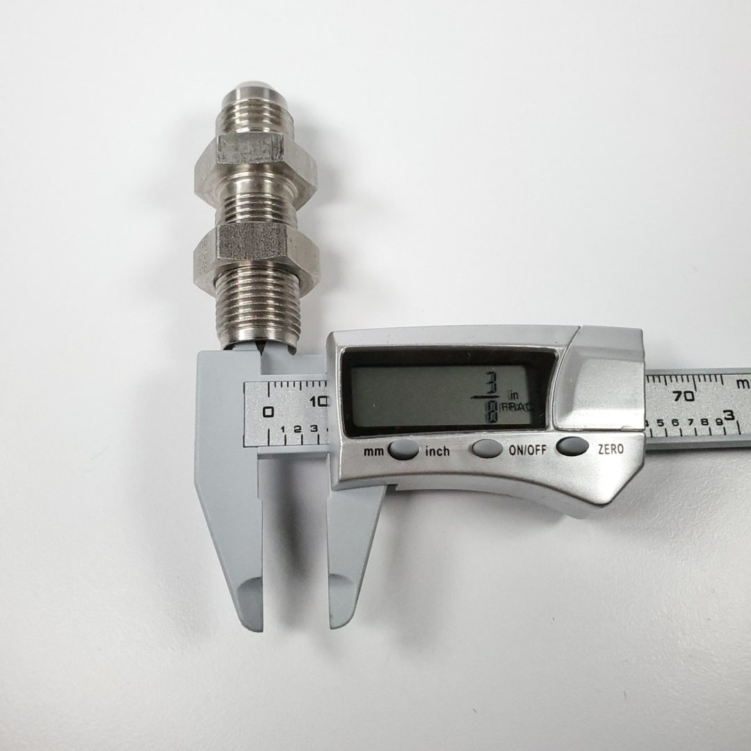Equal double union for 6mm tube in 316L stainless steel Equal double union for 6mm tube in 316L stainless steel