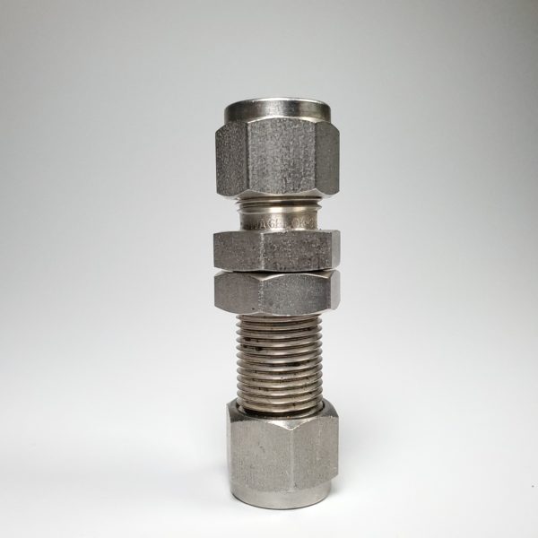 ms_swagelok-ss-600-61-316-steel-38-tube-od-fitting-bulkhead-union-lot-of-4_11122020_1045-3-