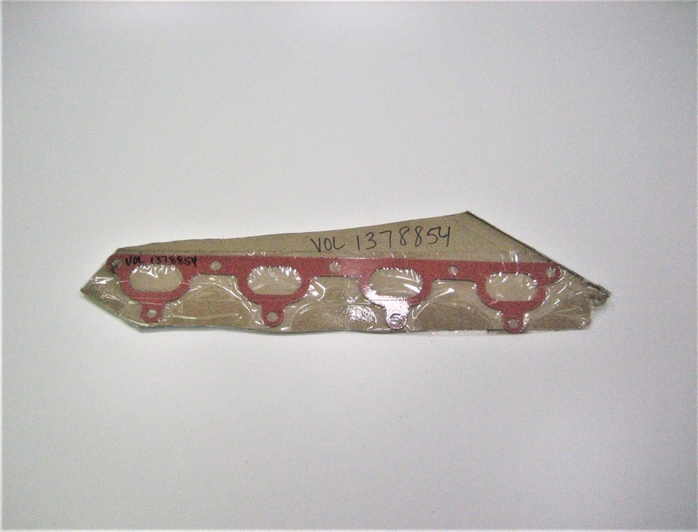 volvo-gasket-1378854_eh_1132020-1-
