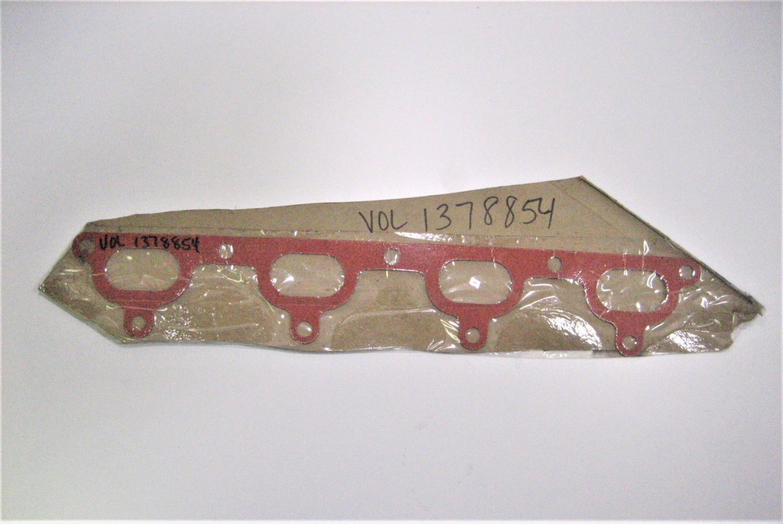 volvo-gasket-1378854_eh_1132020-2-