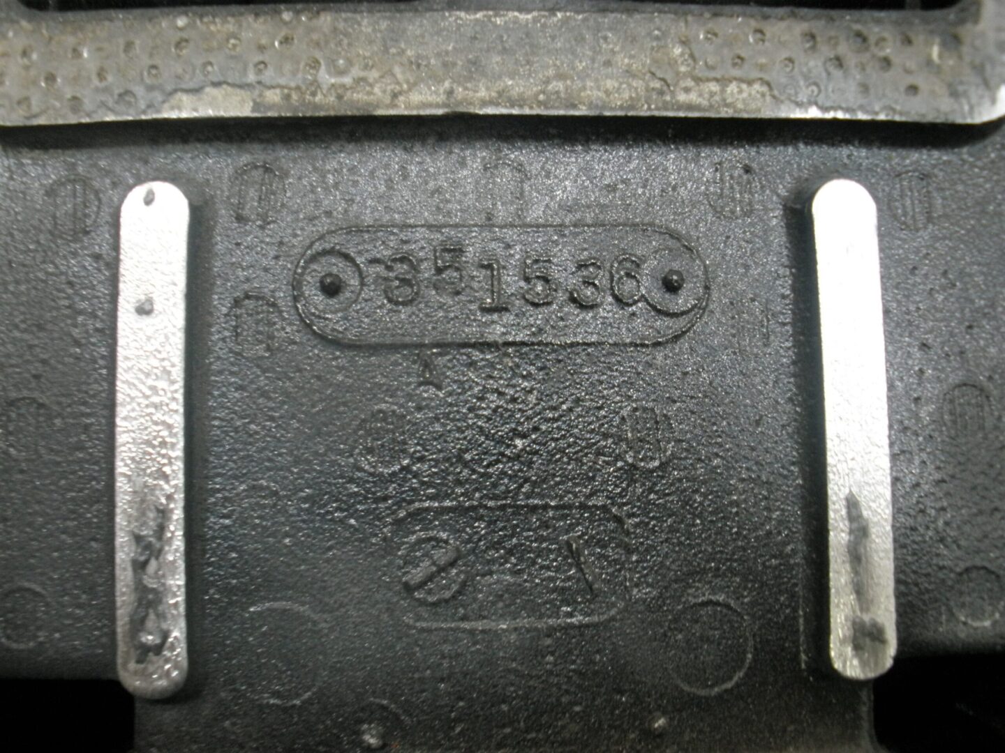 brp-351536-evinrude-johnson-outboard-boat-motor-engine-midsection-_-md-_-12-8-20-oweprigjpoeigjweiogjgiojoifllljasoifjsiopfxvxzm-vnxm-cv-14-21-