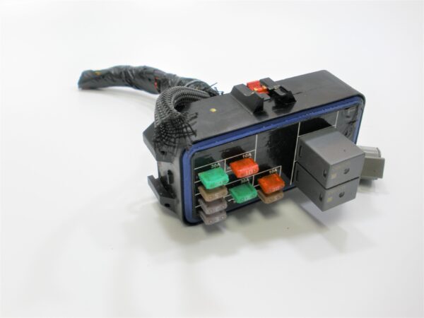 brp-ski-doo-snowmobile-engine-motor-fuse-box-panel-wire-harness-_md_-12-10-20-woiefjwopfijwfopwqjfpowjfpwiofjepifjwepiofjpwefiow-1-