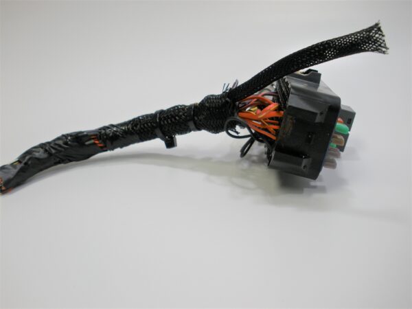 brp-ski-doo-snowmobile-engine-motor-fuse-box-panel-wire-harness-_md_-12-10-20-woiefjwopfijwfopwqjfpowjfpwiofjepifjwepiofjpwefiow-5-