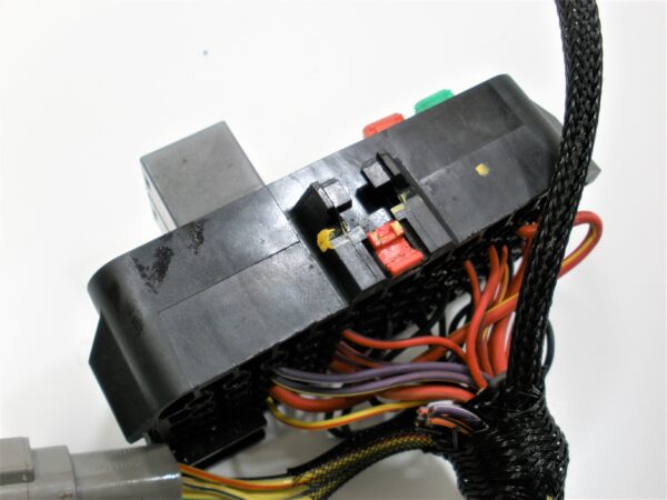 brp-ski-doo-snowmobile-engine-motor-fuse-box-panel-wire-harness-_md_-12-10-20-woiefjwopfijwfopwqjfpowjfpwiofjepifjwepiofjpwefiow-7-