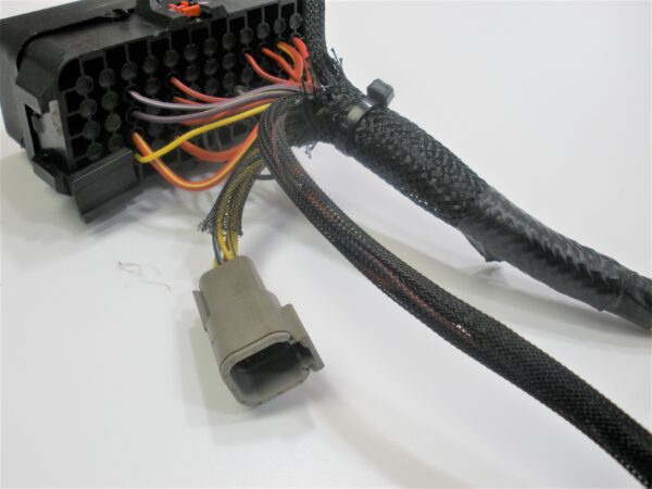 brp-ski-doo-snowmobile-engine-motor-fuse-box-panel-wire-harness-with-cover_md_-12-10-20-poeirfjpoeifjpeoirfjpoerifjpoeirfjperioofjeriojfepwrfj-6-
