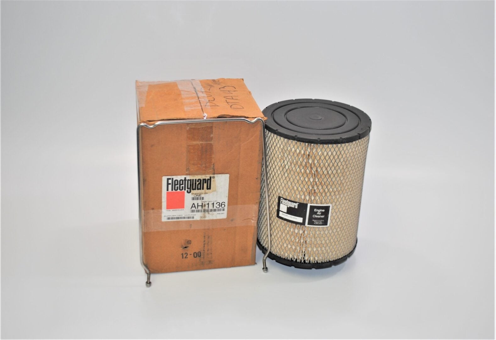 fleetguard-filter-ah1136_eh_1272020-1-