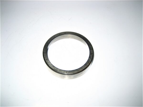 volvo-bearing-184649_eh_1192021-7-