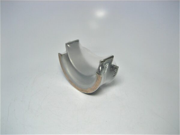 volvo-bearing-876524_eh_1142021-7-