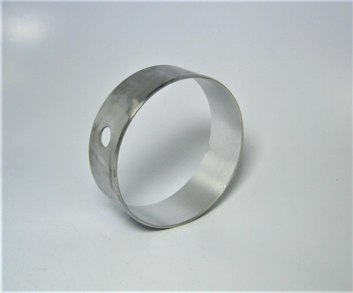 volvo-bushing-1556514_eh_1142021-5-