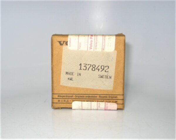 volvo-gasket-1378492_eh_1182021-2-