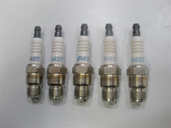 volvo-penta-qty-5-gasoline-sterndrive-motor-spark-plug-kit-for-parts-3851859-_md_-1-25-21-pwoeifjpoijpxiocvjozximcnvmxnzvm-4-