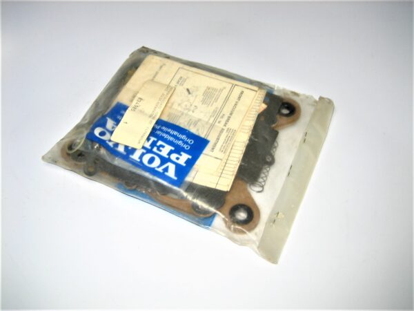 volvo-repair-kit-834985_eh_1132021-6-