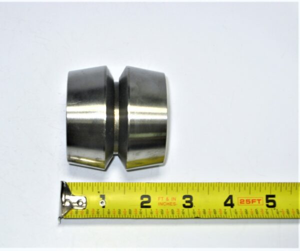 volvo-sleeve-839628_eh_1252021-3-