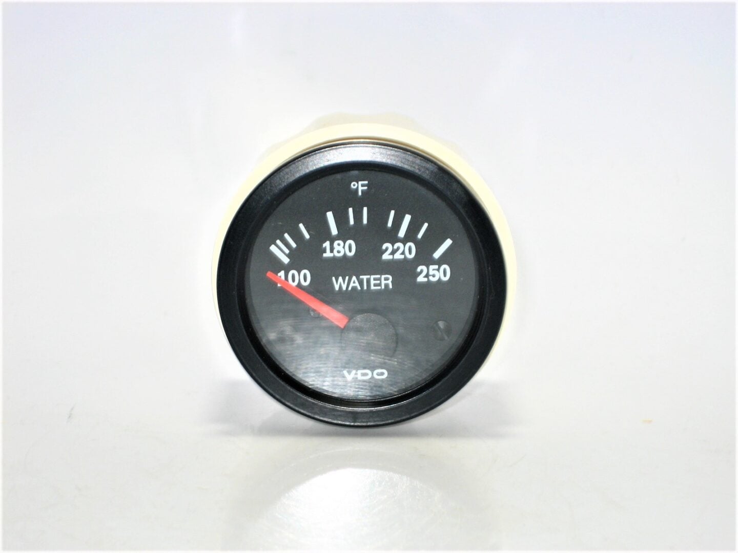 volvo-them-gauge-856811_eh_1202021-3-