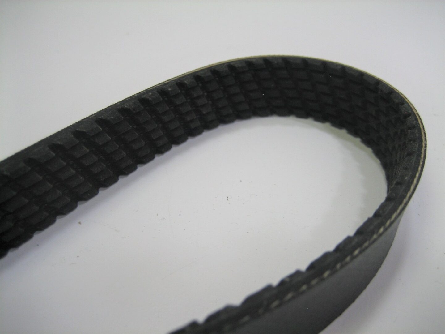goodyear-4060515-6pk1310-gatorback-poly-v-motor-serpentine-belt-newfree-ship-_md_-2-17-21-woeifjpqwoeifjwopiefjwopiefjwopfj-4-