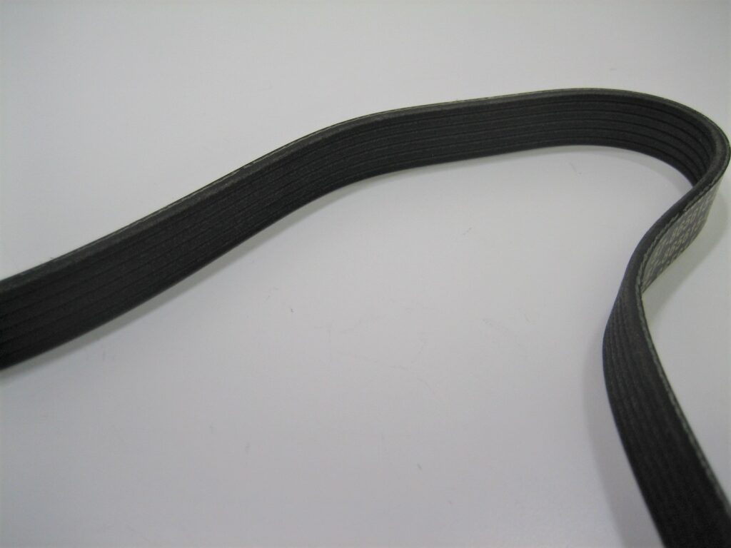 Courroie Serpentine MerCruiser V6 V8 – 57-865615-003, 57-865615Q03 – Remplace Sierra 18-15100