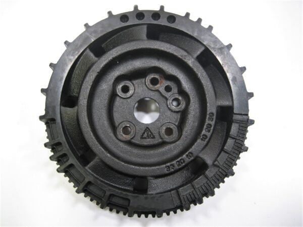 omc-3010265-586338-evinrude-johnson-marine-outboard-boat-motor-flywheel-oem-_md_-2-9-21-weopifjqwepofiwjepfoiqjwfopiwjow-2-