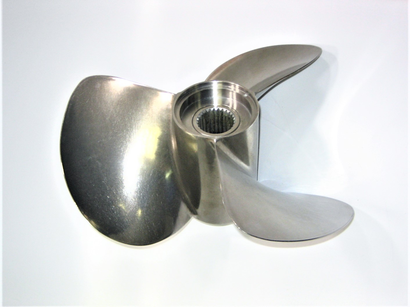 volvo-penta-3857463-c6-front_eh_2242021-8-