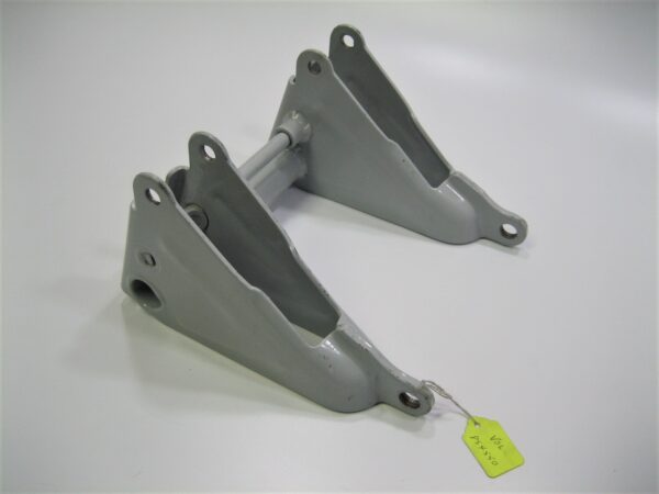 volvo-penta-854550-diesel-boat-sterndrive-trim-cylinder-anchorage-bracket-blem-_md_-2-3-21-pwoeifjpqwoifjpiowjefpoqijwpfoiwj-3-