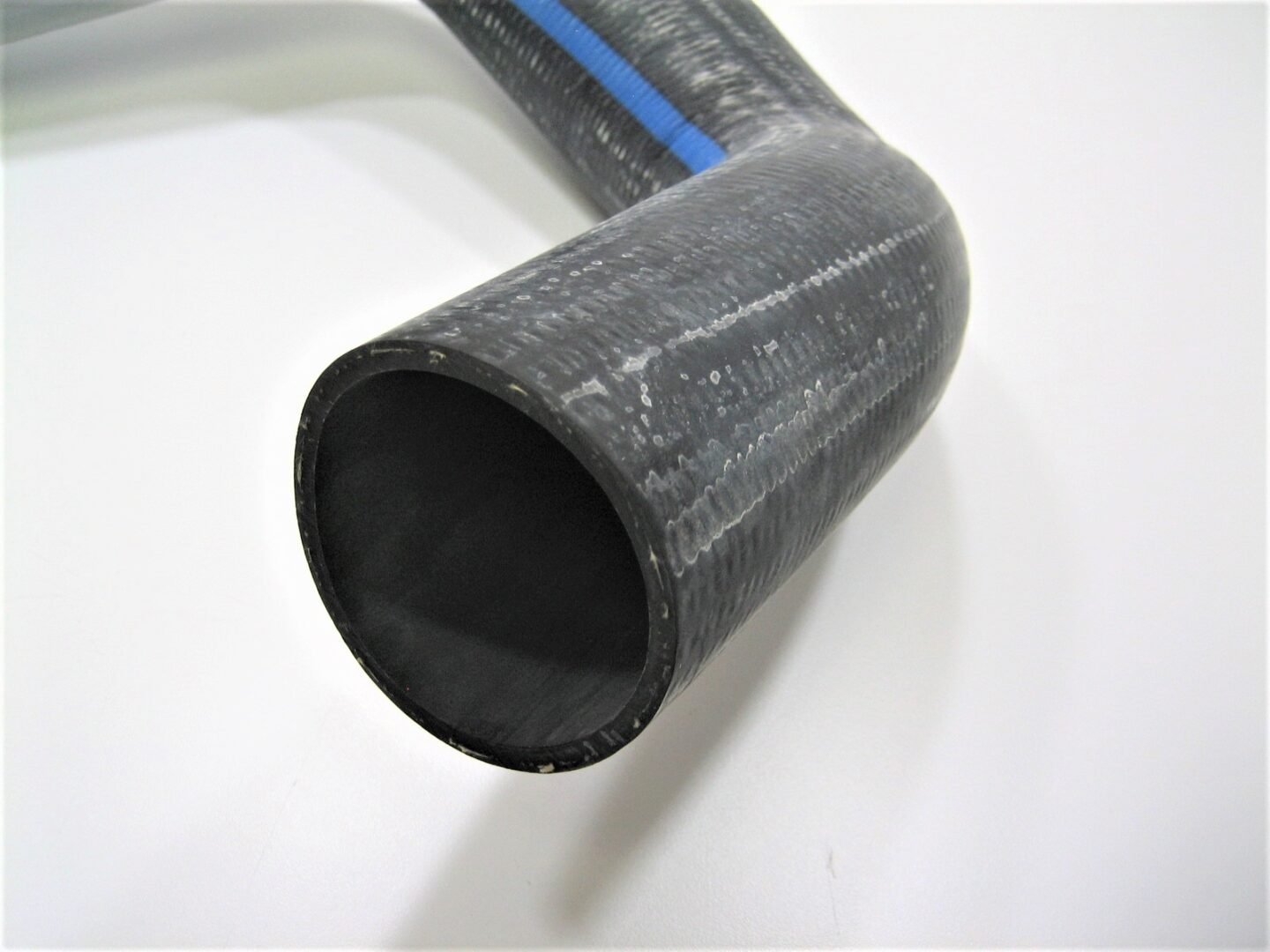 brp-460770-marine-motor-starboard-muffler-resonator-exhaust-hose-oemfree-ship-_md_-3-2-21-woeifjweopijqwopjiefoiweoifjoqiefiw-2-