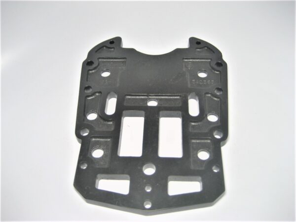 omc-342383-spacer_js_31121-333-2-