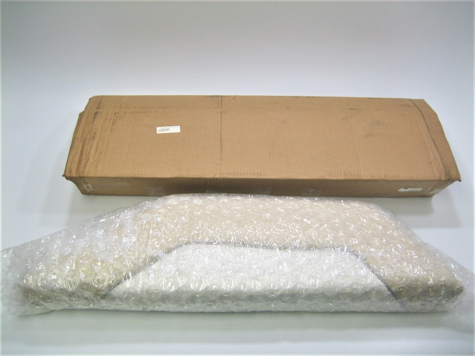 sea-ray-2076911-marine-boat-beige-white-oem-starboard-cockpit-seat-cushion-new-_md_-3-11-21-wopeifjpqweoifjqwoifqjwopijopqwj-1-